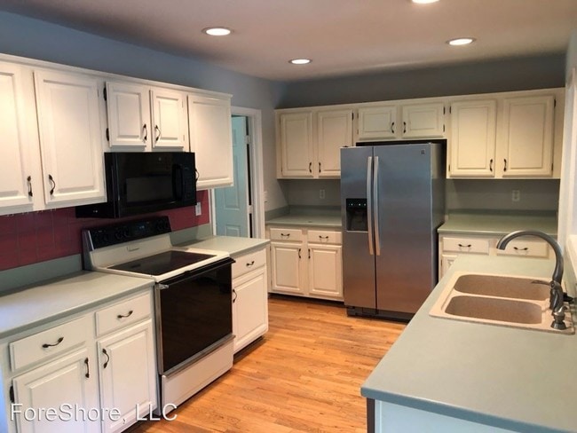 Building Photo - 3 br, 2 bath House - 150 Otter Road