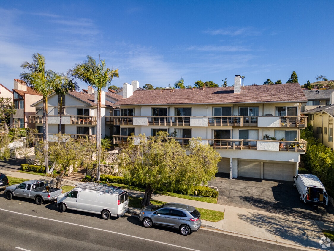Lunada Bay Apartments Apartments In Palos Verdes Peninsula Ca Westside Rentals