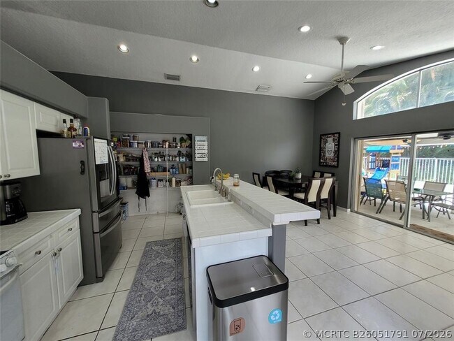 Foto del edificio - 6416 Barton Creek Cir