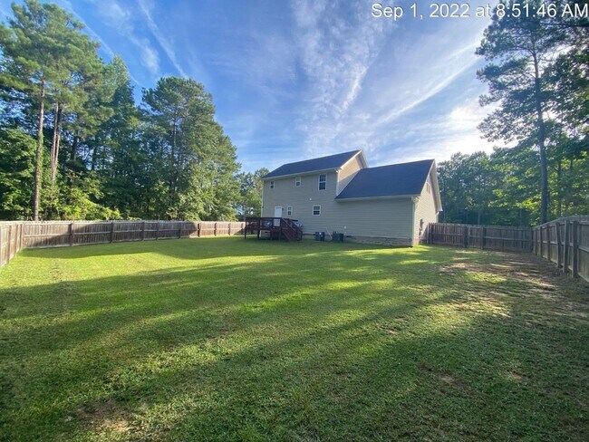 Foto del edificio - 220 Tactical Dr