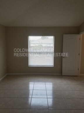 Building Photo - 512 Salerno Dr