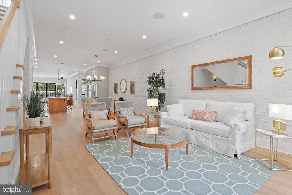 Foto principal - 1432 G St SE