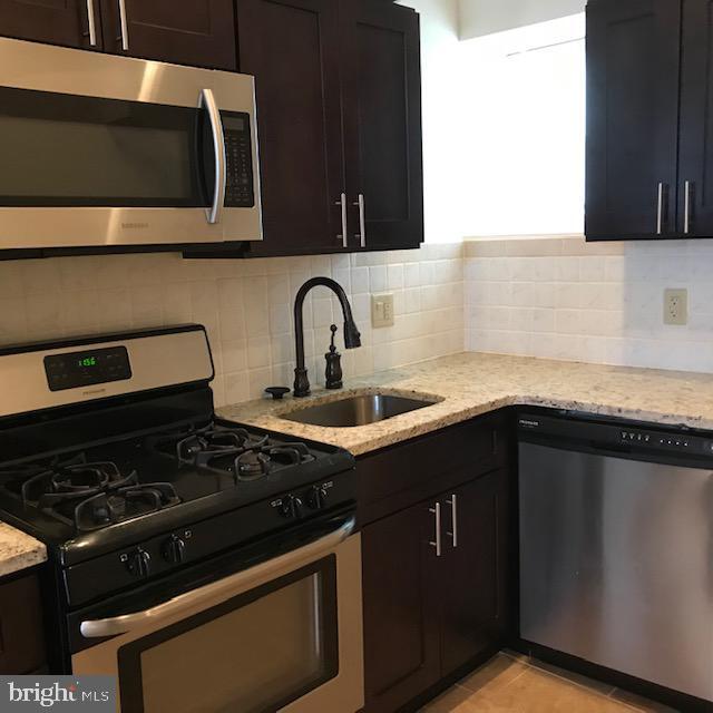 Foto del edificio - 4924 Germantown Ave