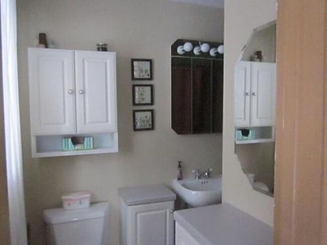 Foto del edificio - 8701 W. Denver Avenue - 3 Bedroom Home