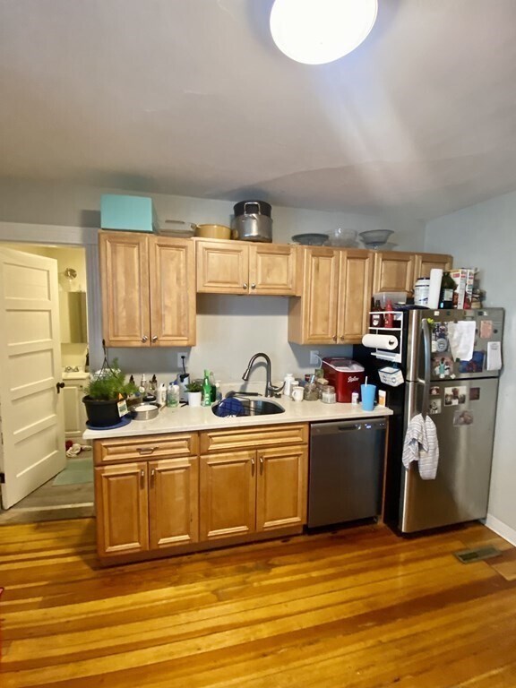 Foto del edificio - 110 Crescent Ave