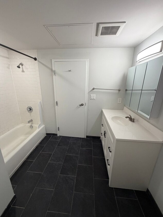 Photo - 24 Mount Vernon Street-401