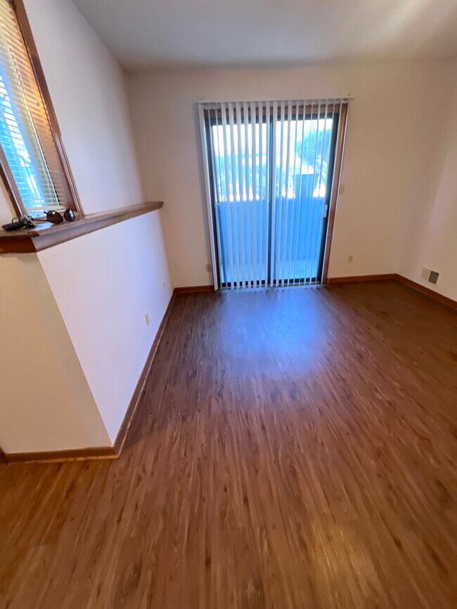 Foto del edificio - 10207 E 63rd Ter