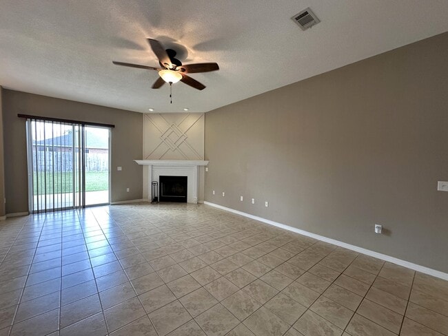 Building Photo - 3077 Border Creek Dr