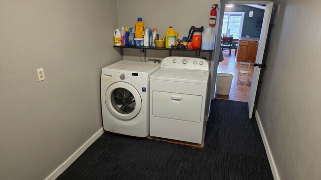 Foto del edificio - 3494 Howlett Rd