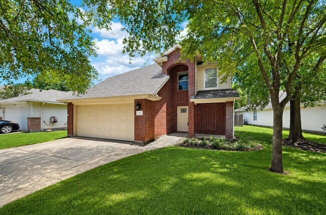 Building Photo - 6 Thicket Grove Pl