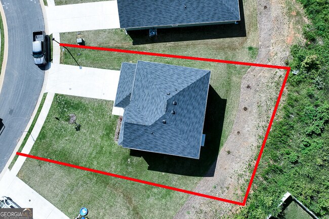 Building Photo - 322 Foxtrot Trl