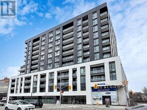 Building Photo - 1660 Bloor St W