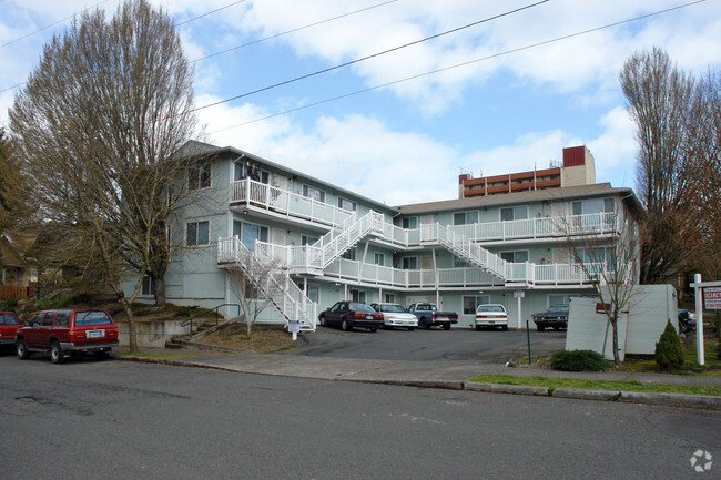 Building Photo - Bridgepointe Apartments