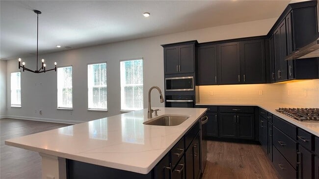 Building Photo - 14409 Crest Palm Ave