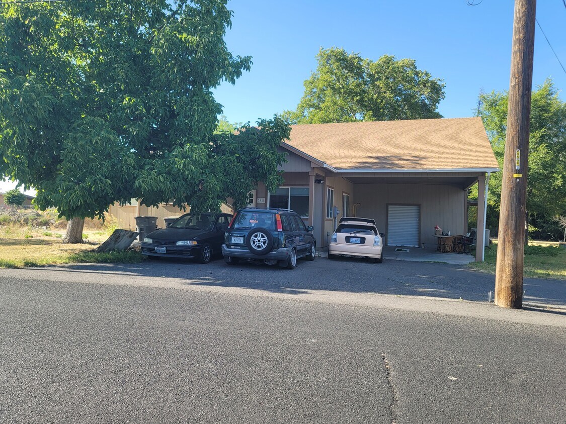 Foto principal - 3918 W 7th Ave