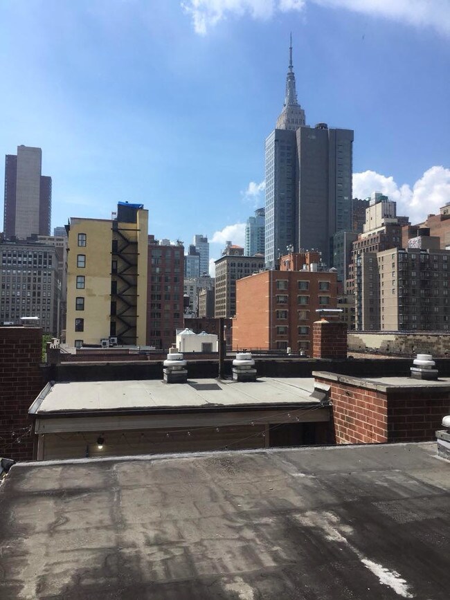 Foto del edificio - 159 E 30th St