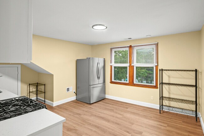 Foto del edificio - 35 Third Avenue - 3