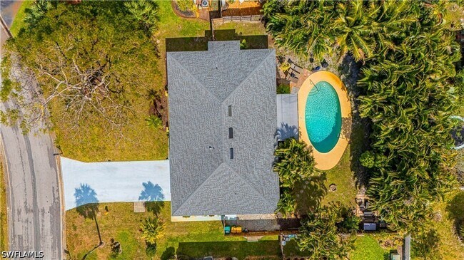 Building Photo - 117 Big Springs Dr
