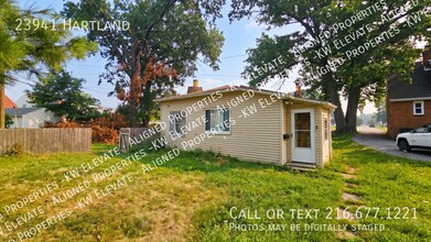 Building Photo - 23941 Hartland Rd