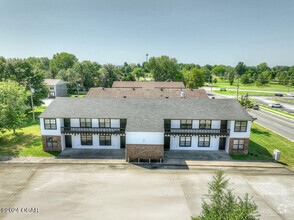 Building Photo - 1007 S St Louis Ave