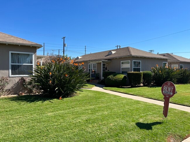 Building Photo - 428 N Glenwood Plz