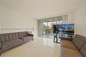 Foto del edificio - 1710 NE 191st St