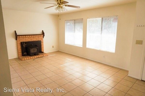 Foto del edificio - 4 br, 2 bath House - 913 Plaza Del Gado