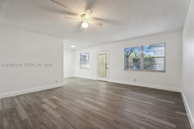 Foto del edificio - 1301 SW 134th Way