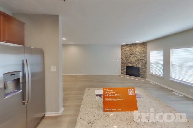 Building Photo - 202 Golden Eagle Way