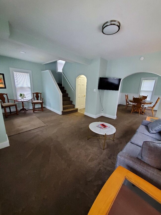 Building Photo - 1417 Race St