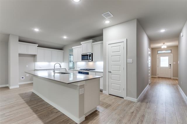 Building Photo - 1113 Birchwood Ln