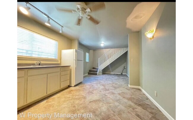 Foto del edificio - 236 Pleasant Ave