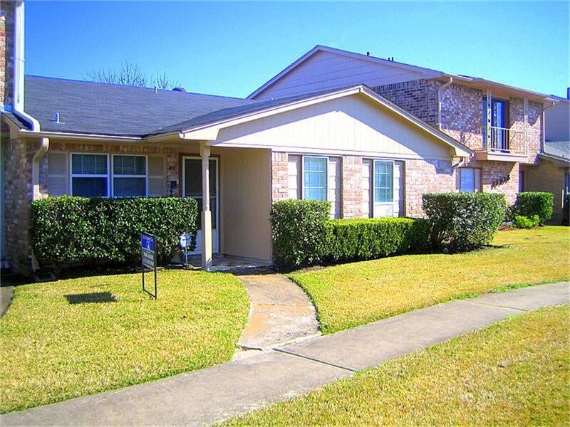 13012 Clarewood Dr, Houston, TX 77072 Condo for Rent in Houston, TX