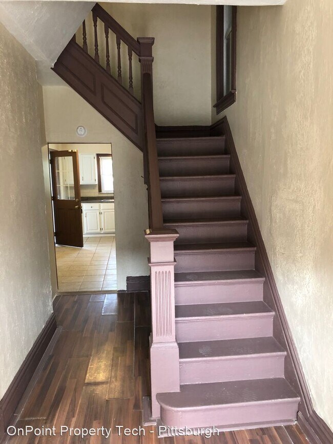 Building Photo - 3 br, 1 bath House - 1036 Valonia Street