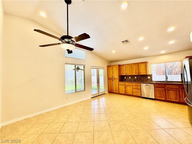 Building Photo - 1437 Waterton Dr