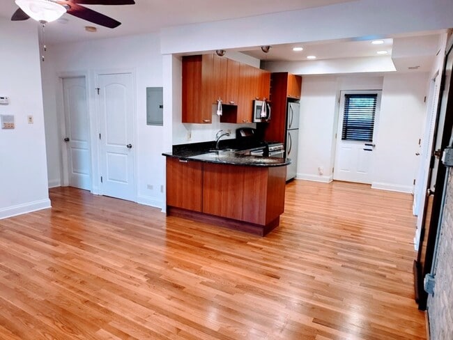 Foto del edificio - 2544 W Hollywood Ave