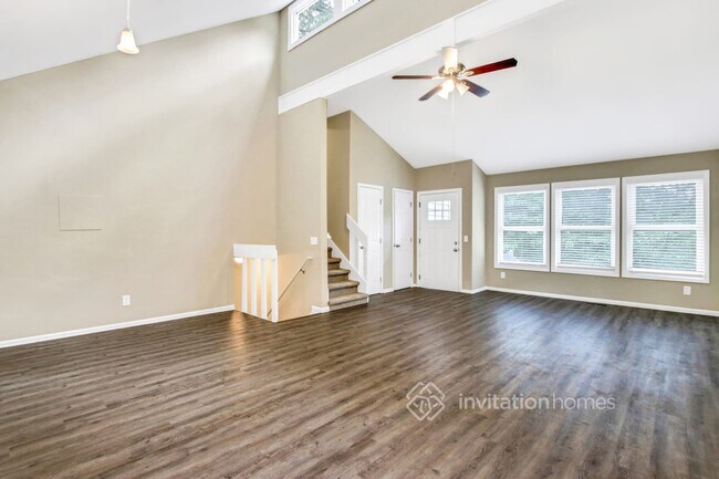 Building Photo - 3918 Ardsley Dr NE
