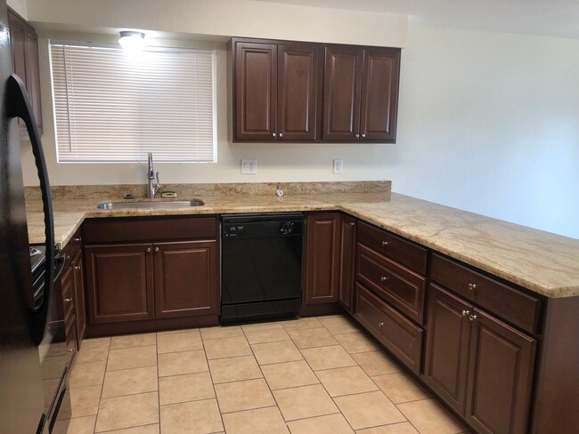 Foto del edificio - Great 4 bedroom in Dobson Ranch