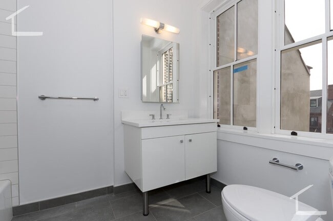 Foto del edificio - 11 Temple St