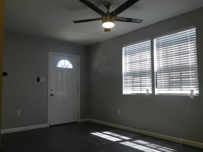 Foto del edificio - 2314 Gravier St