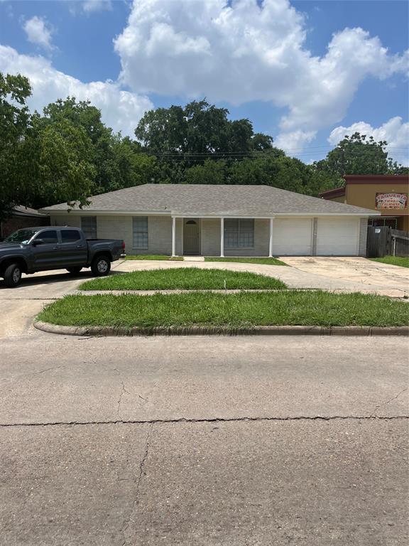 Foto principal - 12306 Hillcroft St