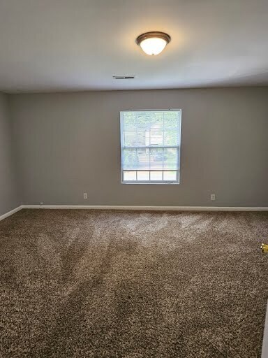 Building Photo - 745 Huntington Pkwy