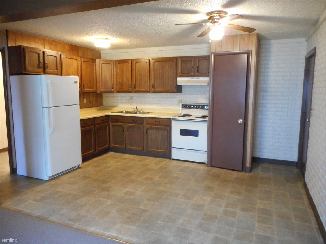 Foto principal - 106 Cottage St