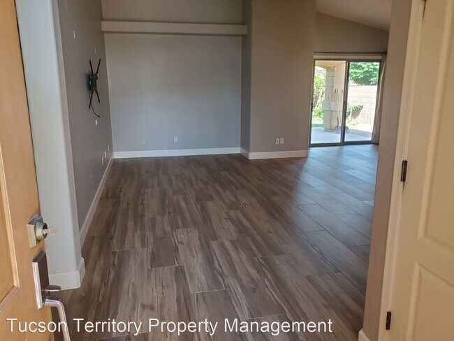 Foto del edificio - 3 br, 2 bath House - 7582 S Hinds Willow Way