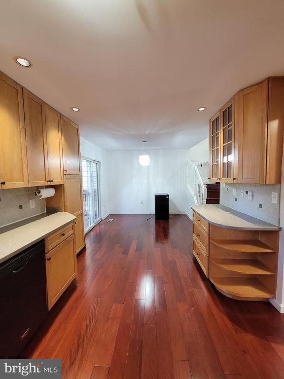 Building Photo - 3137 Bayswater Ct