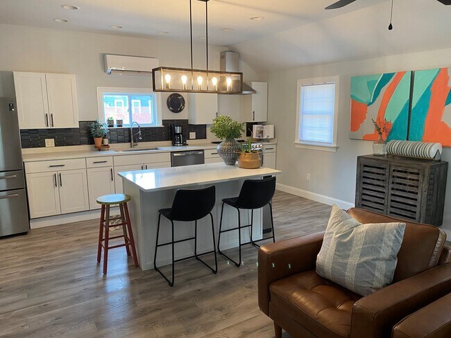 Foto del edificio - 21179 Savage St