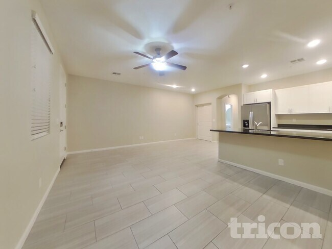 Foto del edificio - 12564 W Hummingbird Terrace