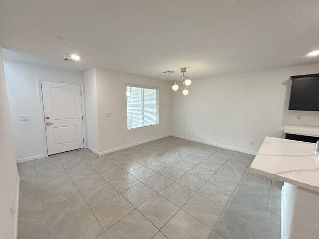 Building Photo - 3447 Grecian Queen Ave