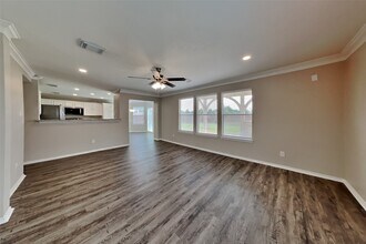 Building Photo - 3730 Bent Springs Ln