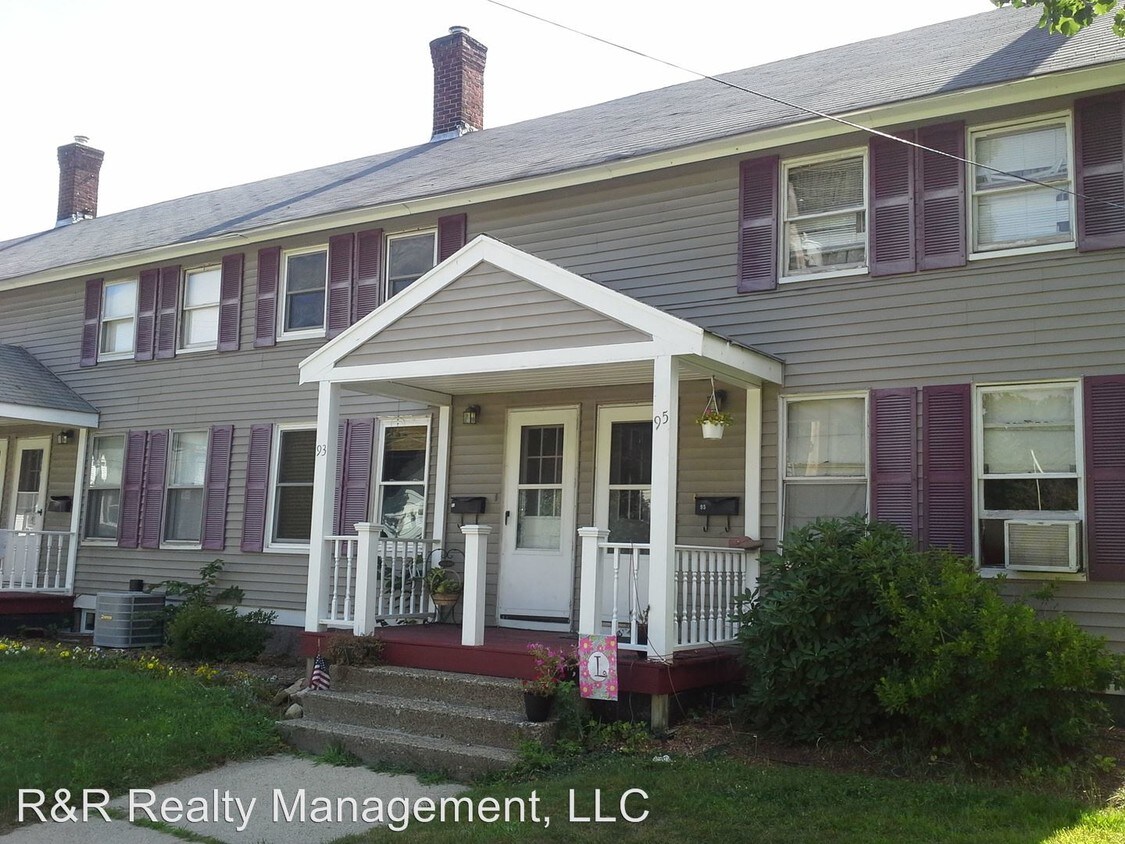 2 br, 1.5 bath House 93 North Main Street House Rental in